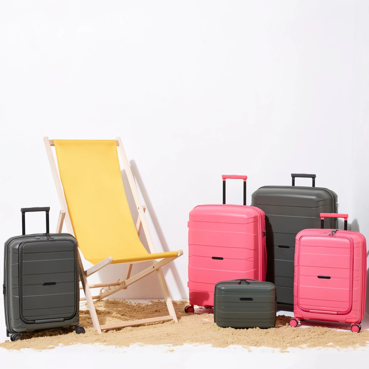 Momentous - 4-Piece Set (Calypso Coral) IT Luggage Momentous - 4-Piece Set (Calypso Coral) -Travel Storage Store 15 091dd509 0cd6 4fb0 a071 a9ebac00d283