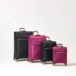 IT Luggage Bewitching - Medium (Purple Potion) -Travel Storage Store 21 477cc8eb da67 4250 9c02 06d47a97c896