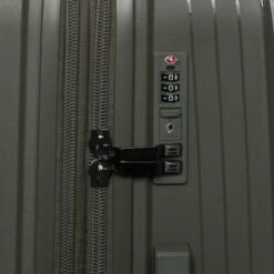 IT Luggage Spontaneous - Cabin (Olive Night) -Travel Storage Store 32559 HK15 2881 08OlivenightSSTSAlock 541adf51 33f9 4e71 9226 e122b91b22b8