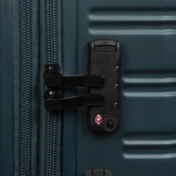 IT Luggage Fusional - 4pc Set (Mediterranean Green) -Travel Storage Store 32987A UK16 2920 08MediterraneagreenS730SSTSAlock