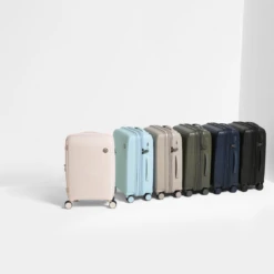 IT Luggage Spontaneous - Cabin (Olive Night) -Travel Storage Store 3 0dbcb73c 333a 4c49 a9fb 73de3fa1cc62